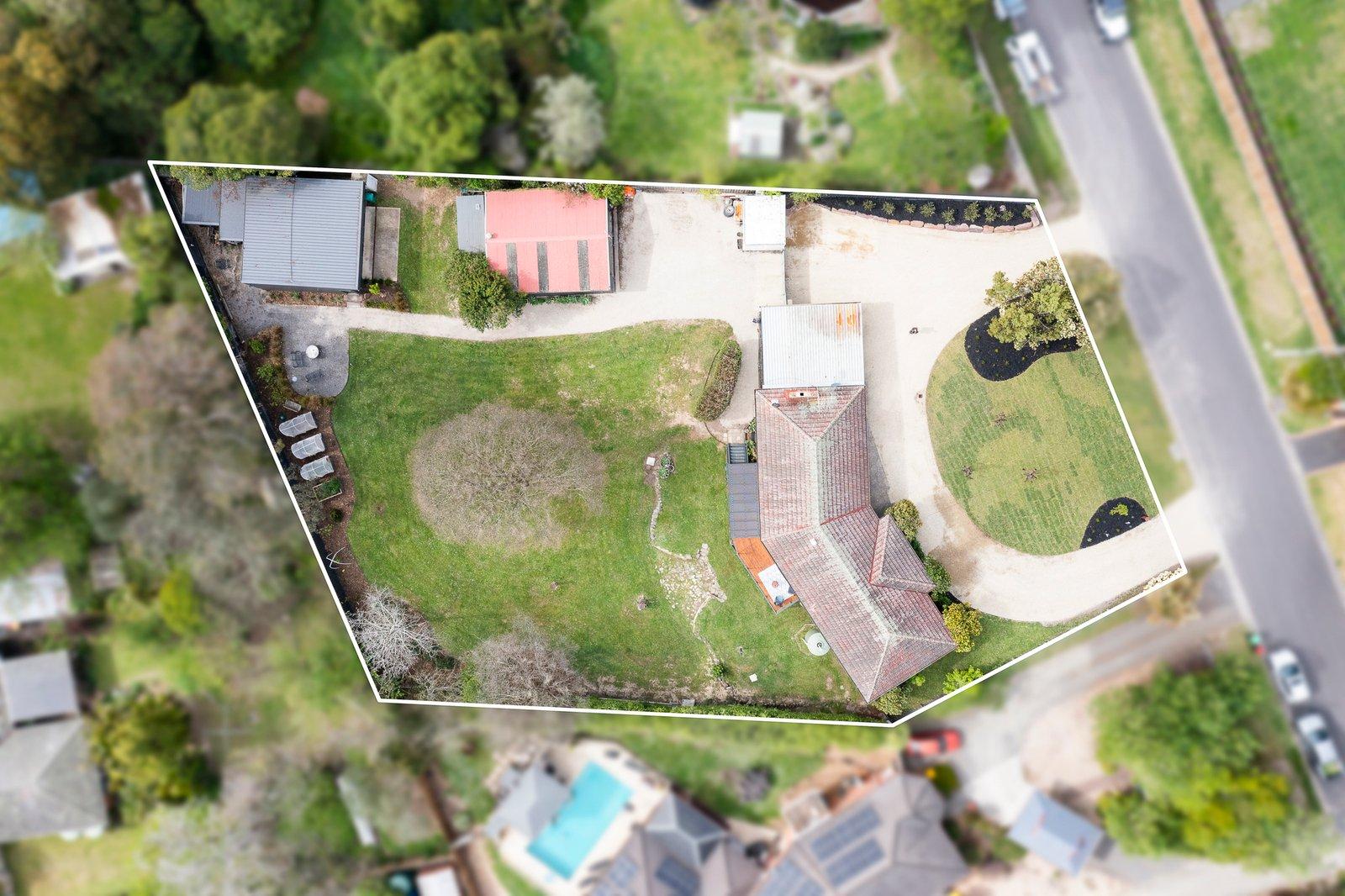 1-3 Camber Avenue, Park Orchards, 3114