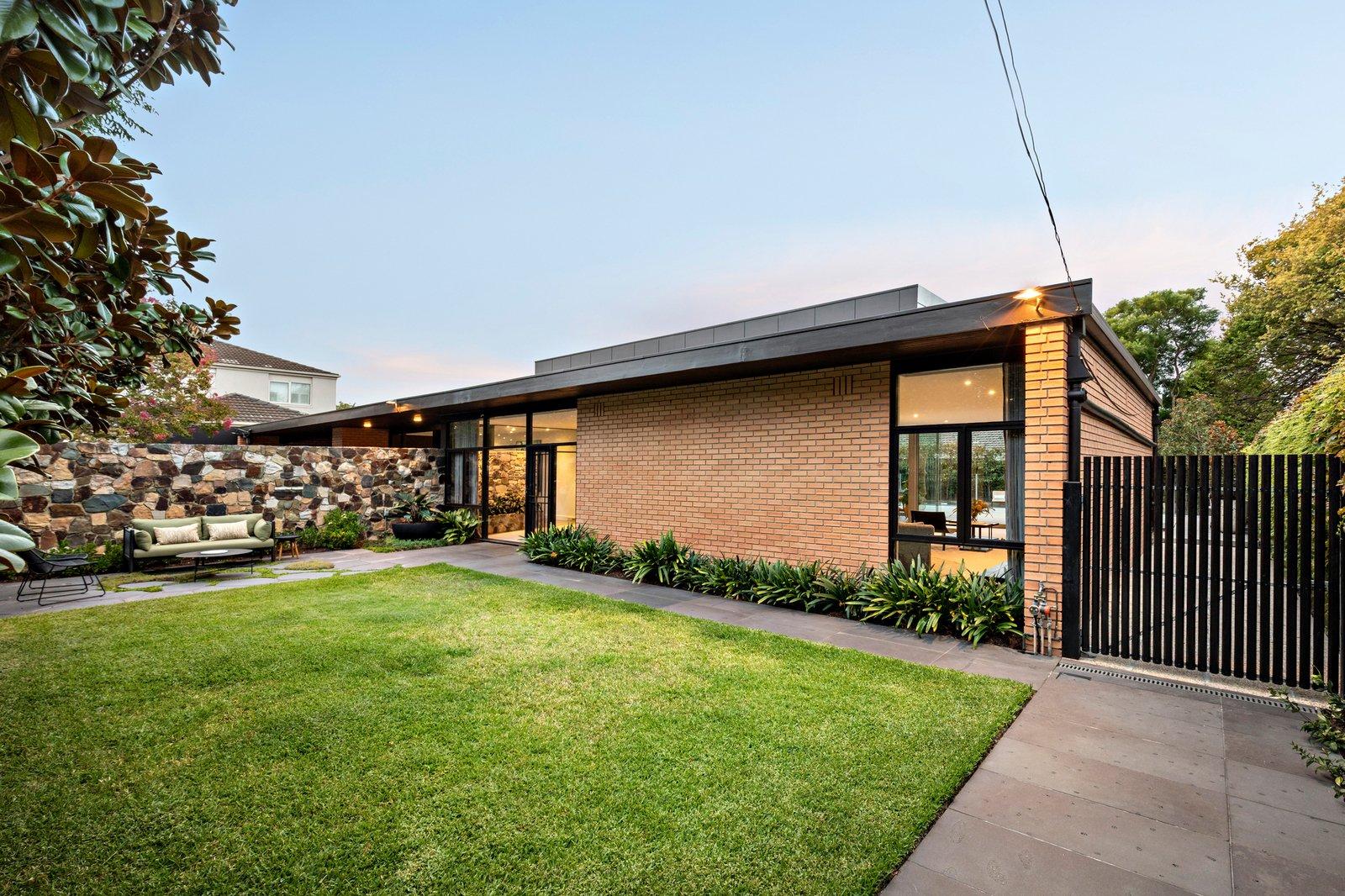 1-3 Sara Avenue, Brighton East, 3187