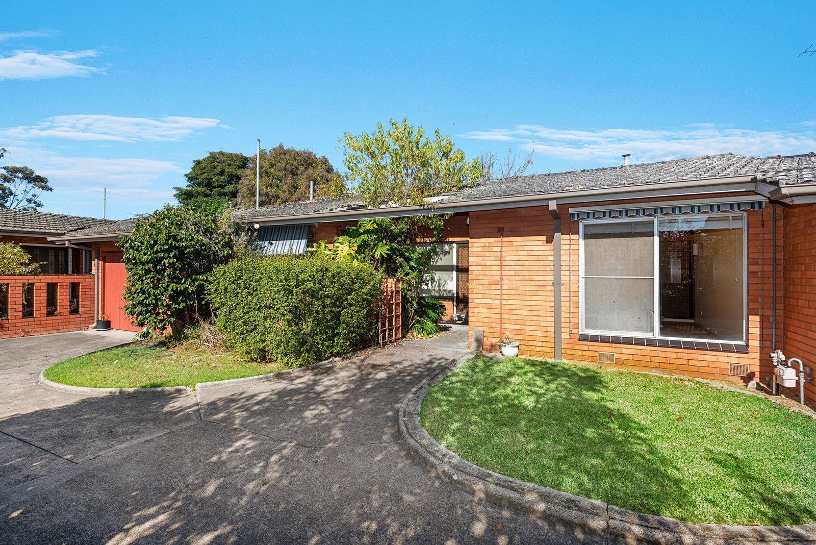 1-3/18 Clapham Street, Balwyn, 3103