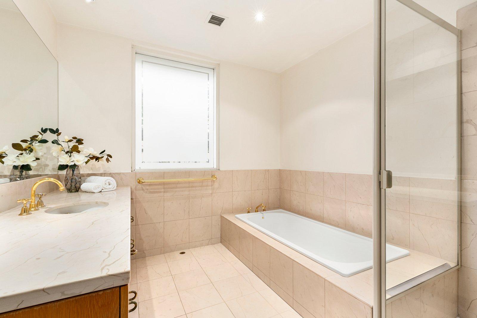 1 Harfleur Avenue, Beaumaris, 3193