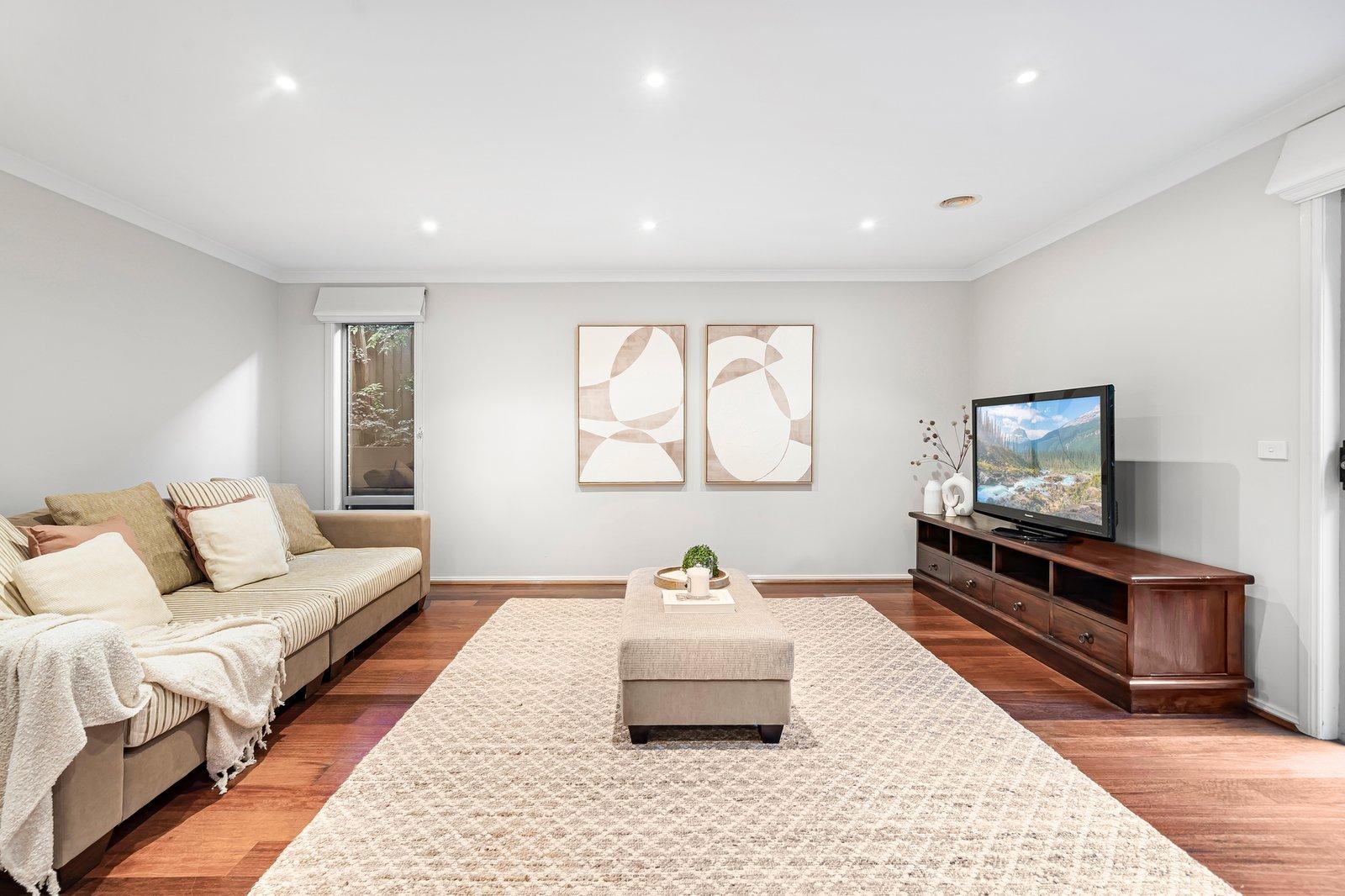 1 Regency Terrace, Warranwood, 3134