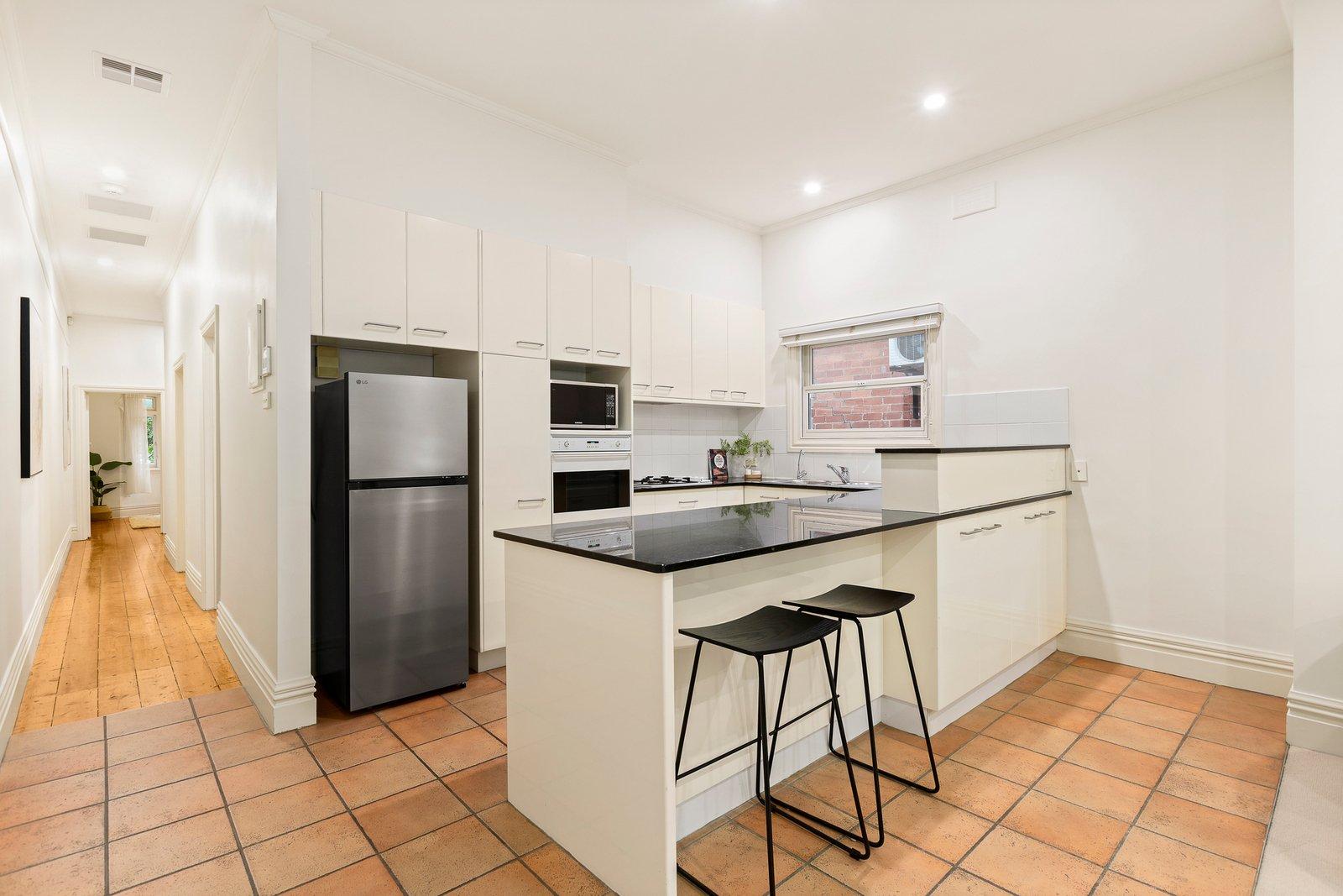 10 Banole Avenue, Prahran, 3181