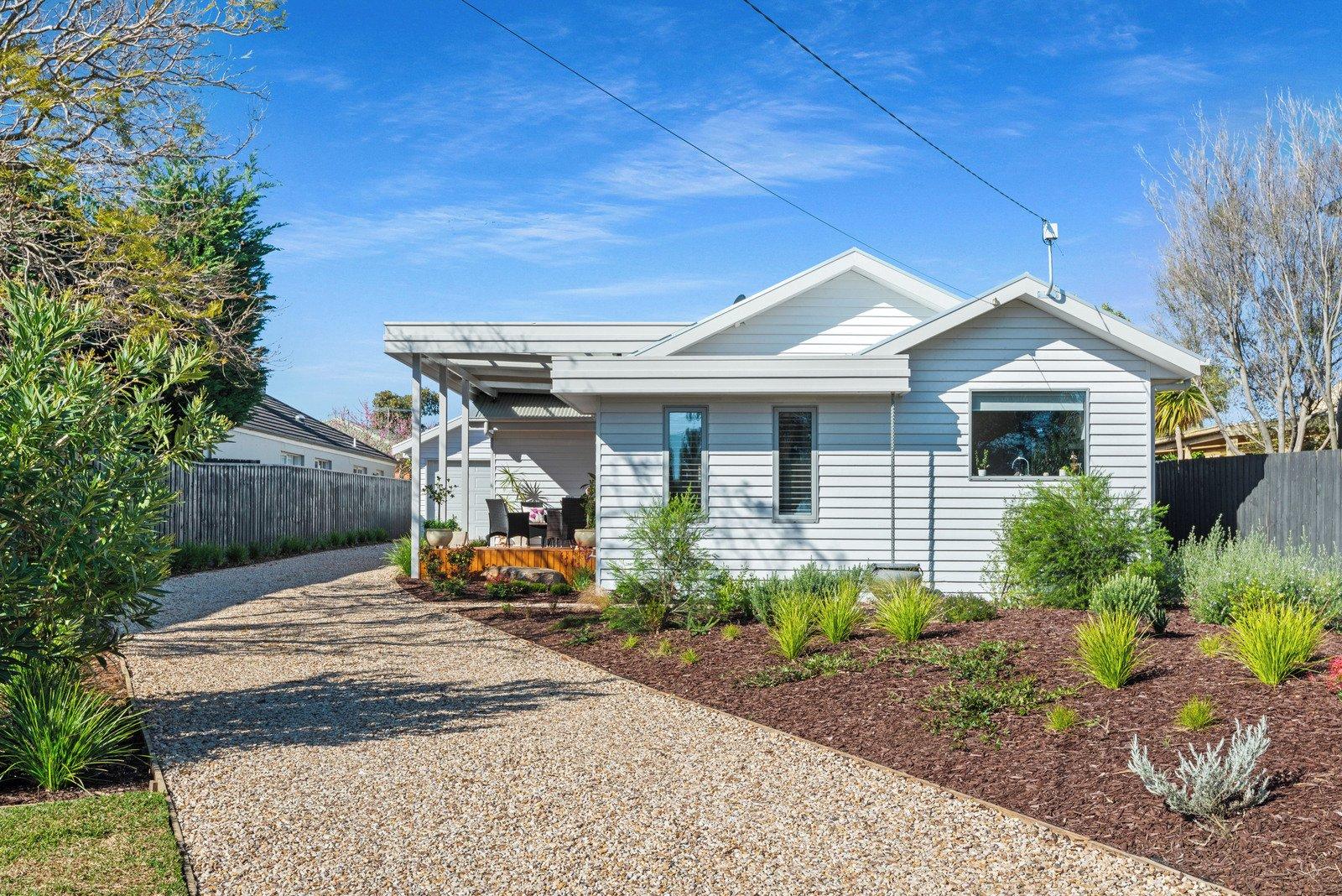 10 Balcombe Street, Mornington, 3931