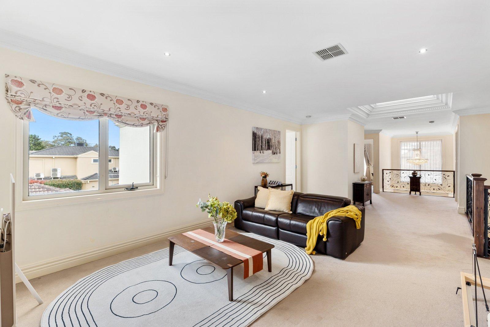 10 Bernborough Avenue, Balwyn, 3103