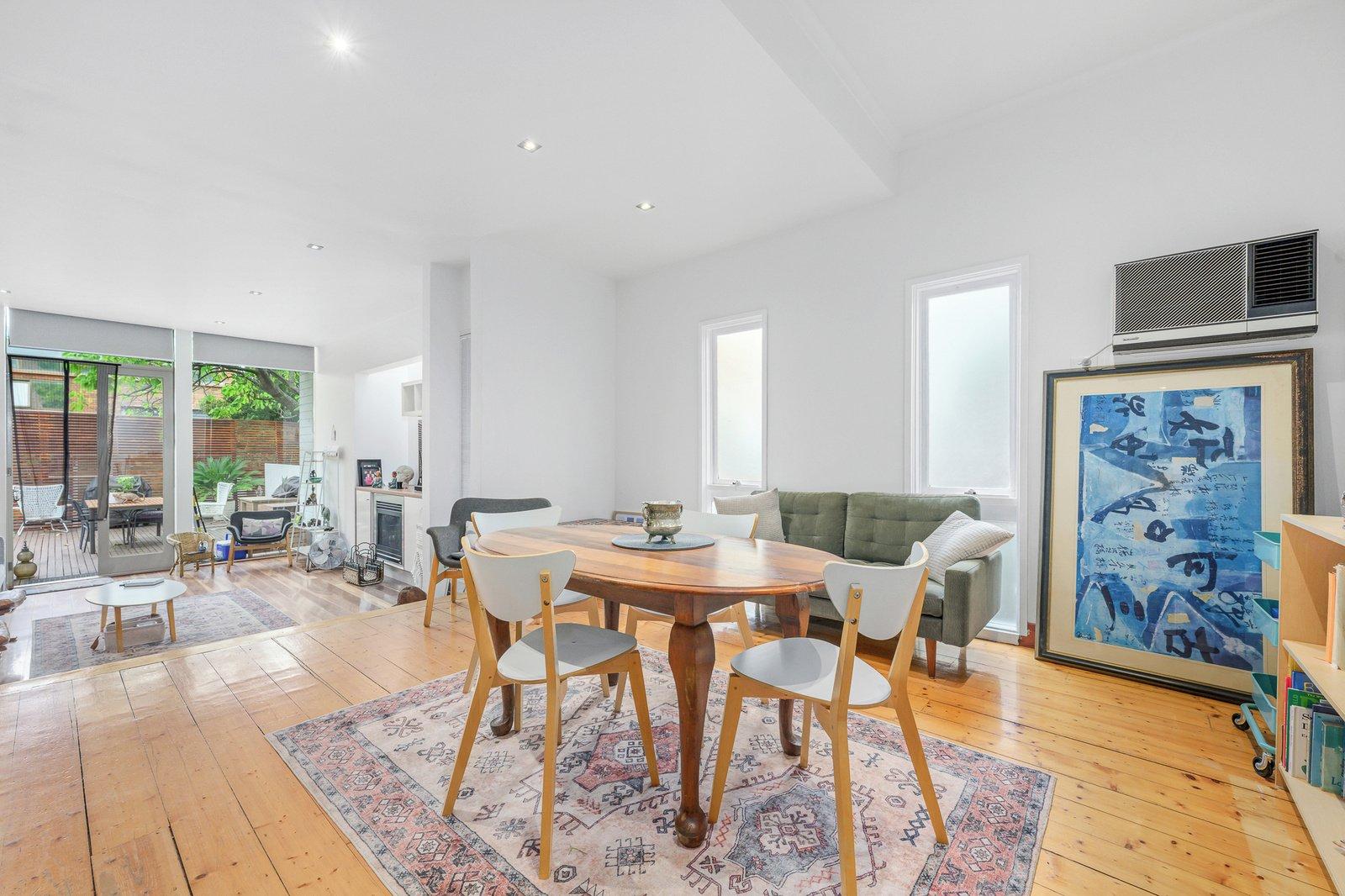 10 Curlewis Street, Mont Albert, 3127