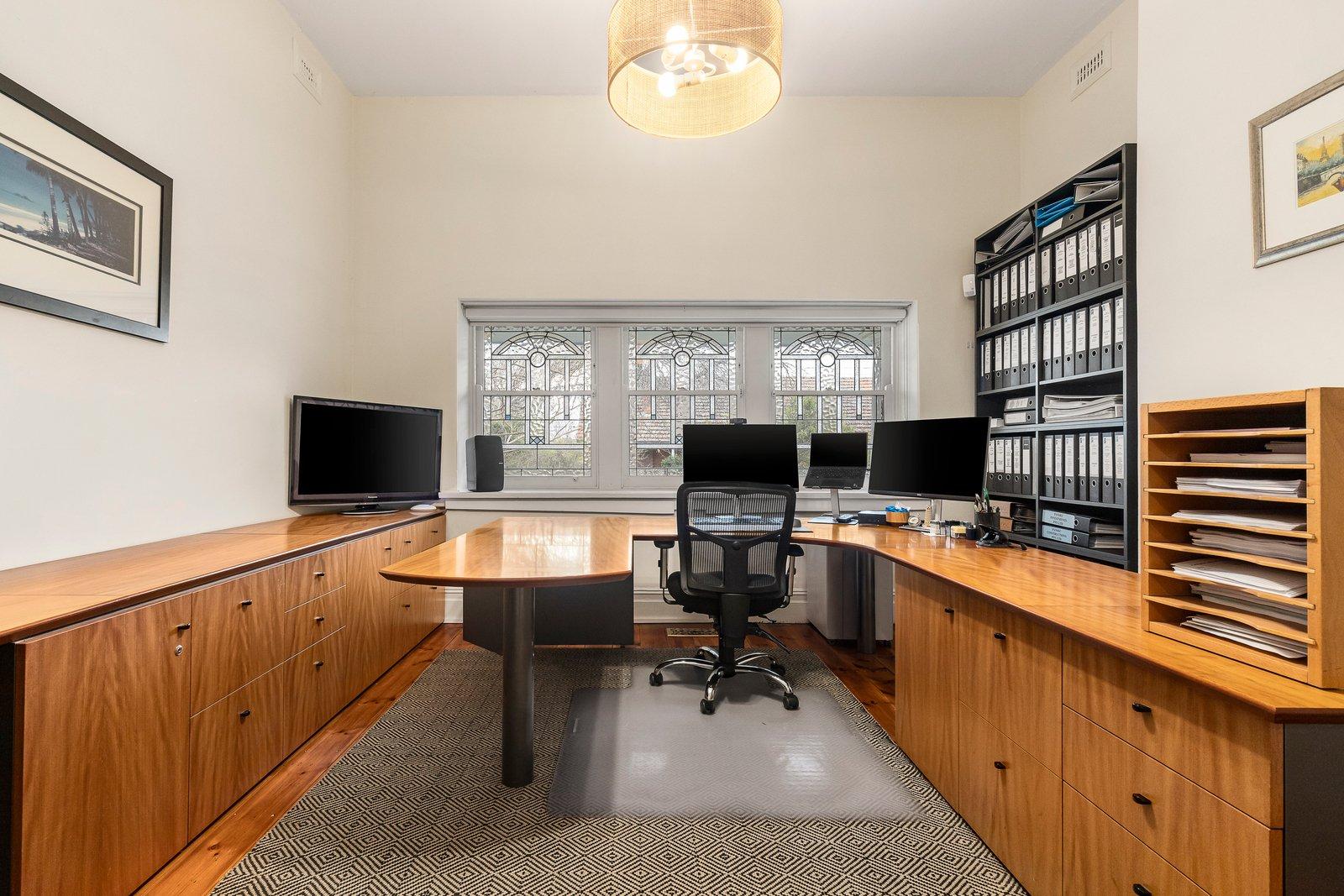 10 Deepdene Road, Deepdene, 3103