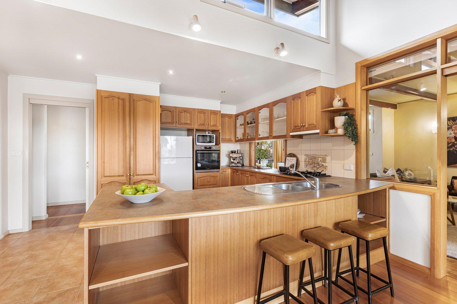 10 Feathertop Avenue, Templestowe Lower, 3107