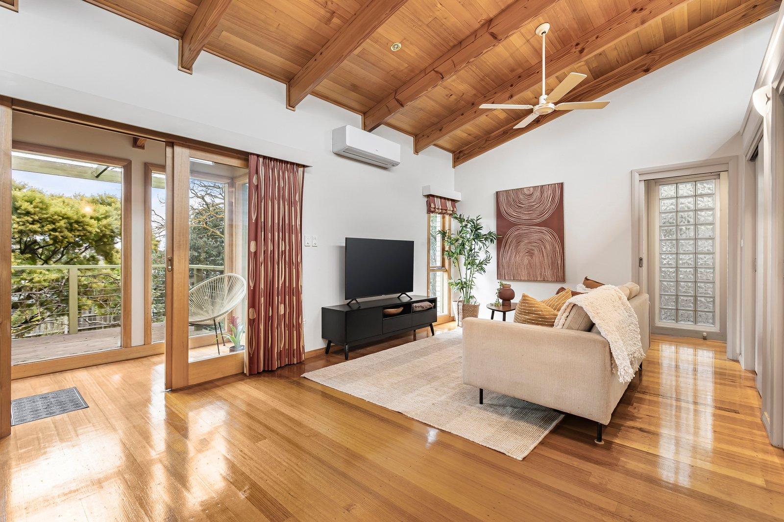 10 Feathertop Avenue, Templestowe Lower, 3107