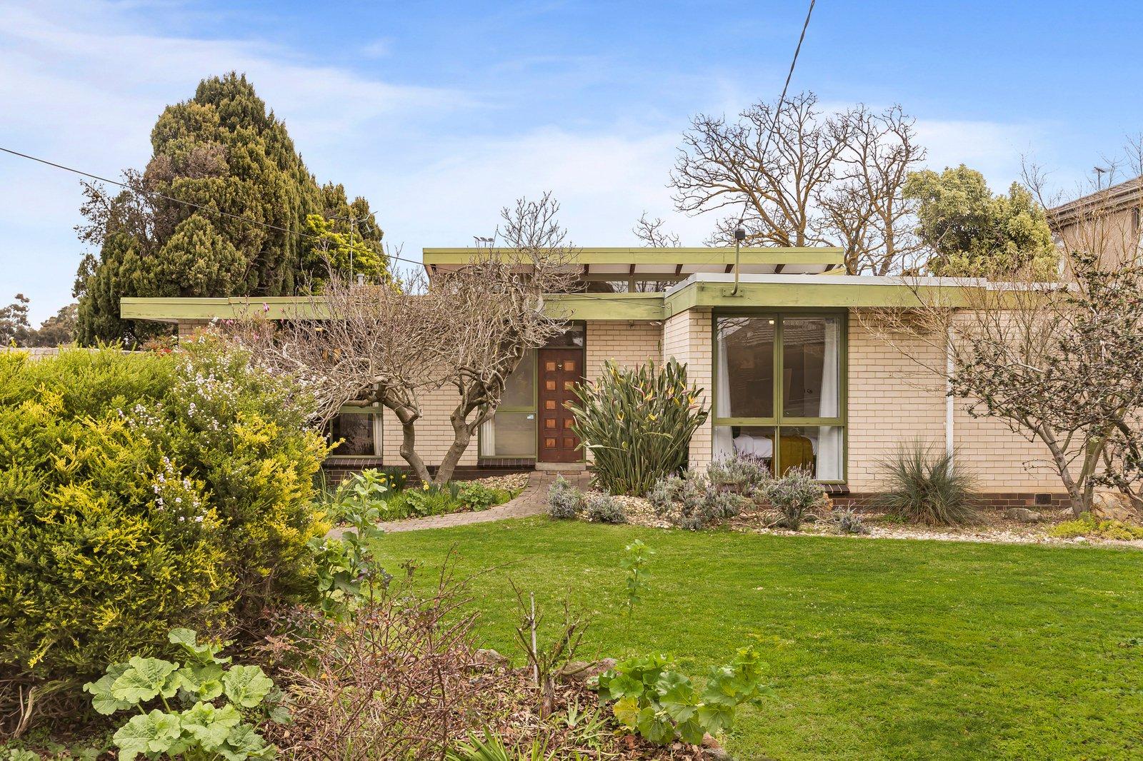 10 Feathertop Avenue, Templestowe Lower, 3107