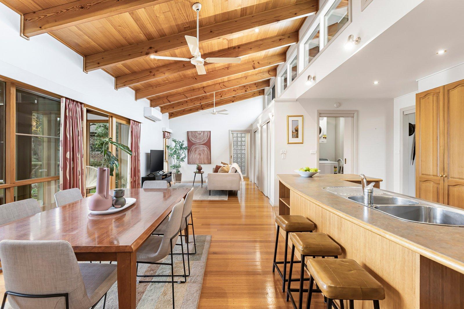 10 Feathertop Avenue, Templestowe Lower, 3107