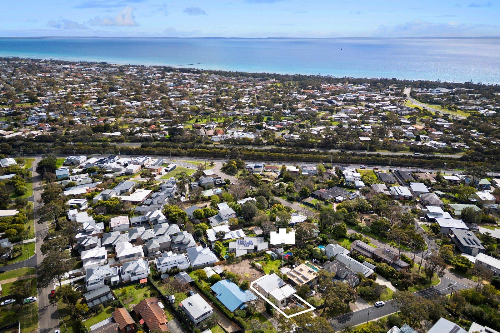 10 Riley Street, Mccrae, 3938