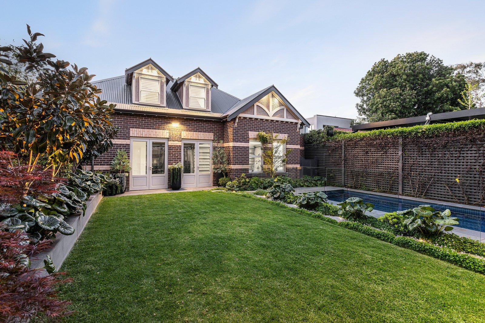 10 Russell Street, Camberwell, 3124