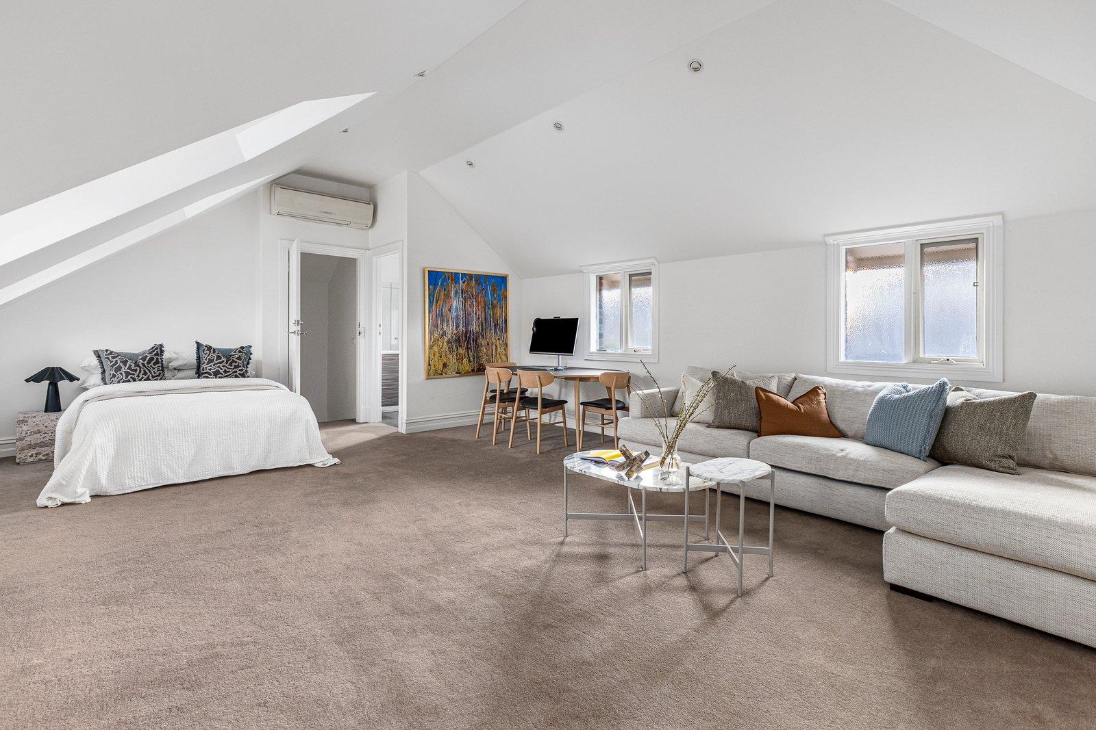 10 Russell Street, Camberwell, 3124