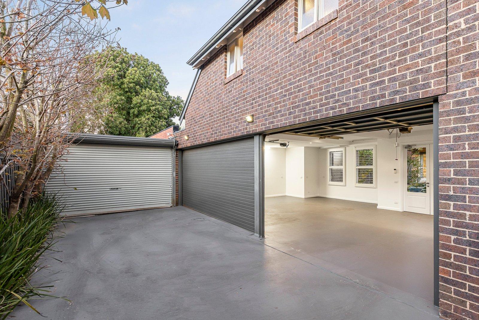 10 Russell Street, Camberwell, 3124