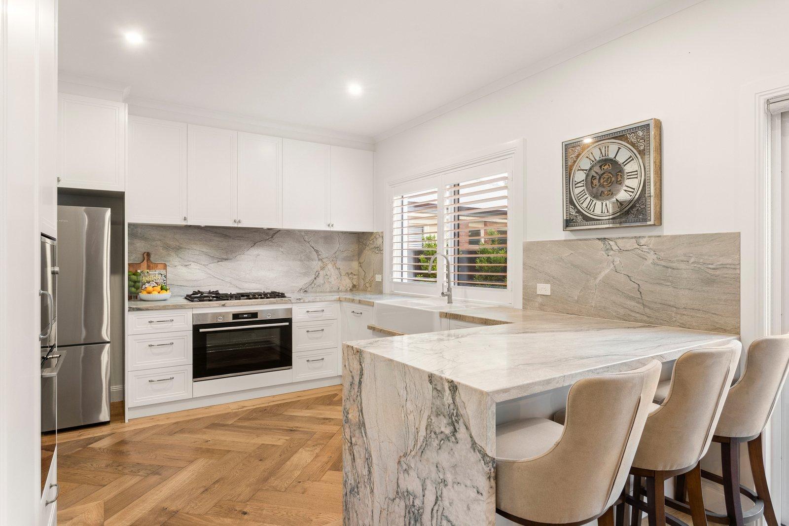 10 St Mitchell Circuit, Mornington, 3931