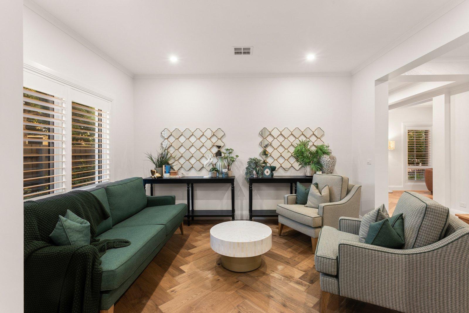 10 St Mitchell Circuit, Mornington, 3931