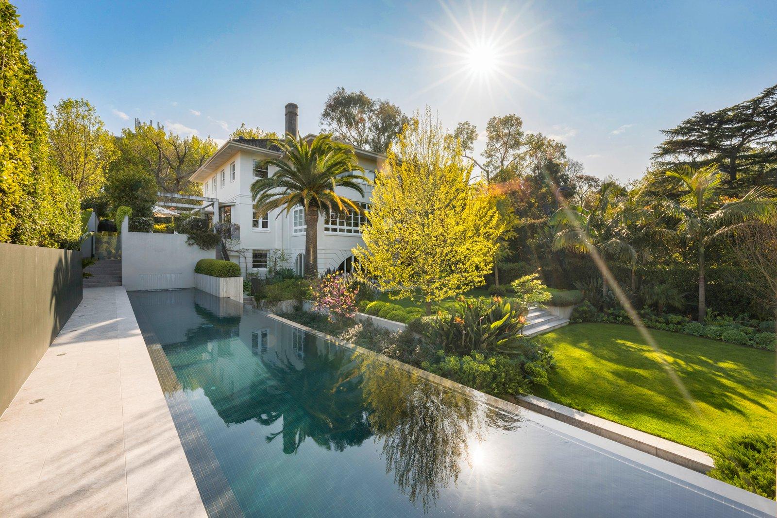 10 Struan Street, Toorak, 3142