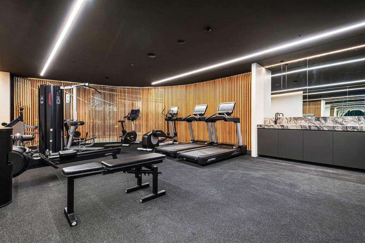 1008/20 Queens Road, Melbourne, 3004