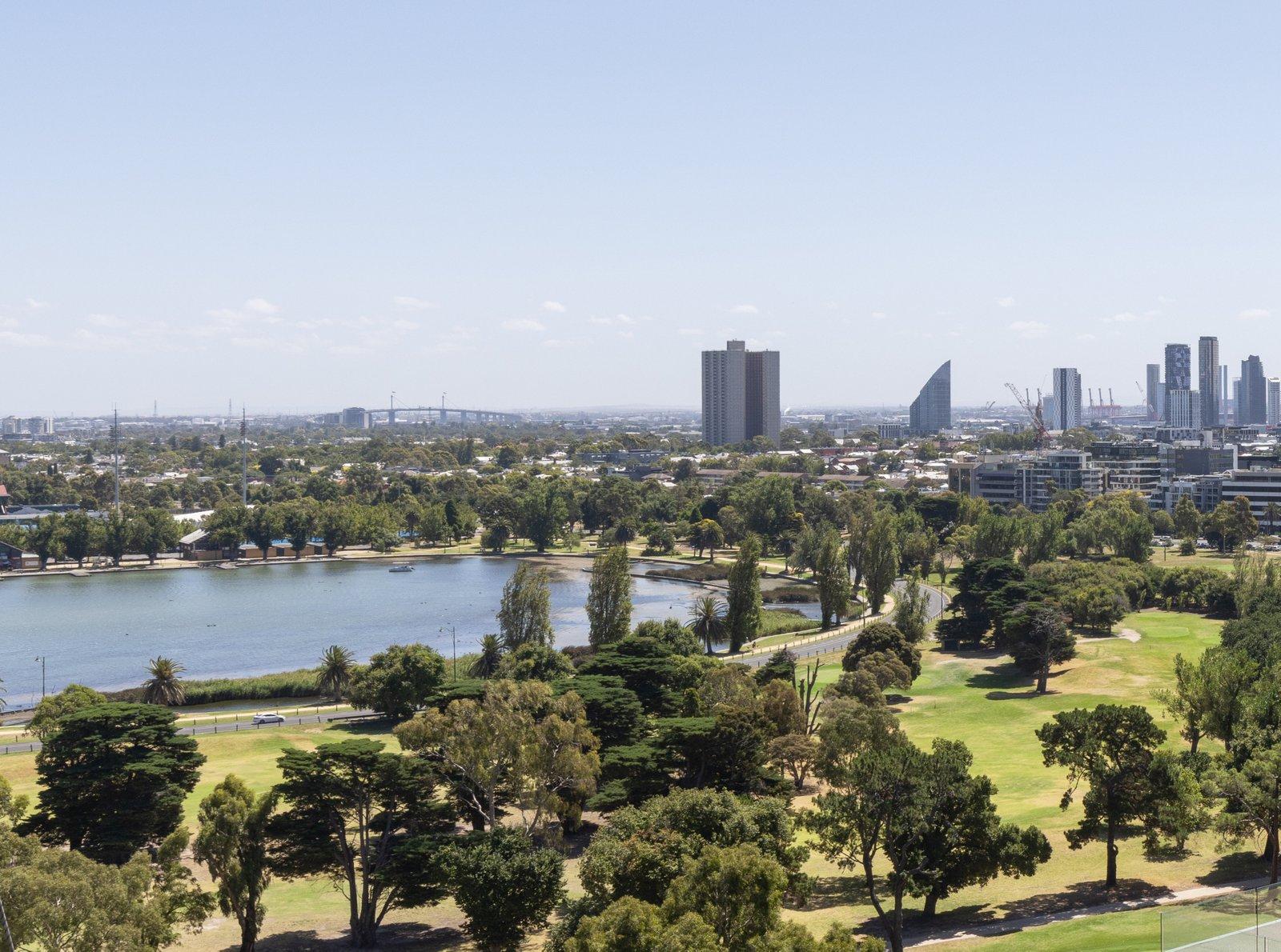 1008/20 Queens Road, Melbourne, 3004