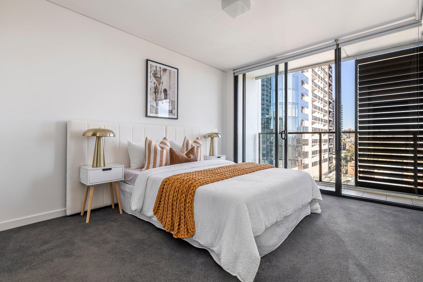 1003/800 Chapel Street, South Yarra, 3141