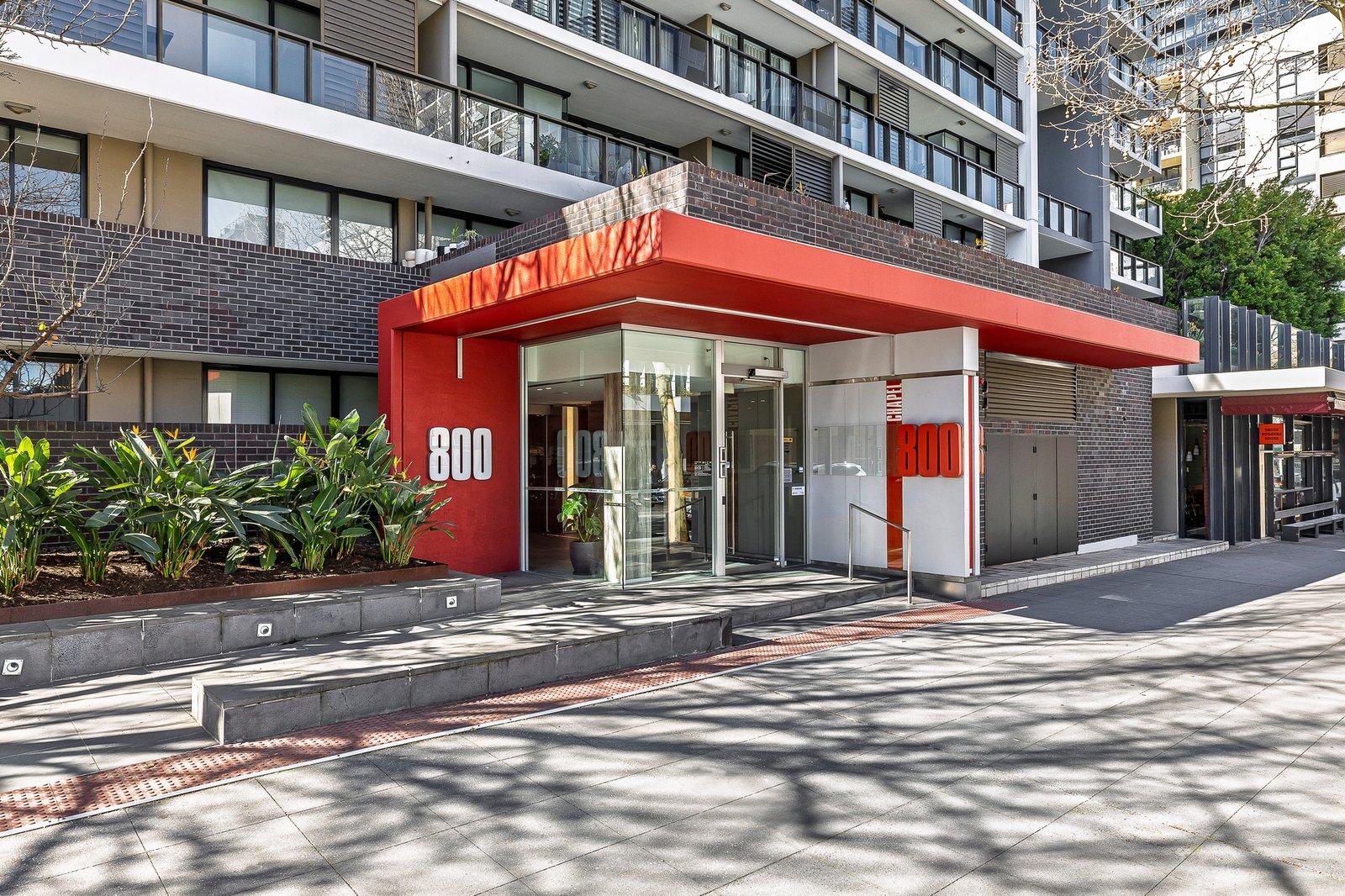 1003/800 Chapel Street, South Yarra, 3141