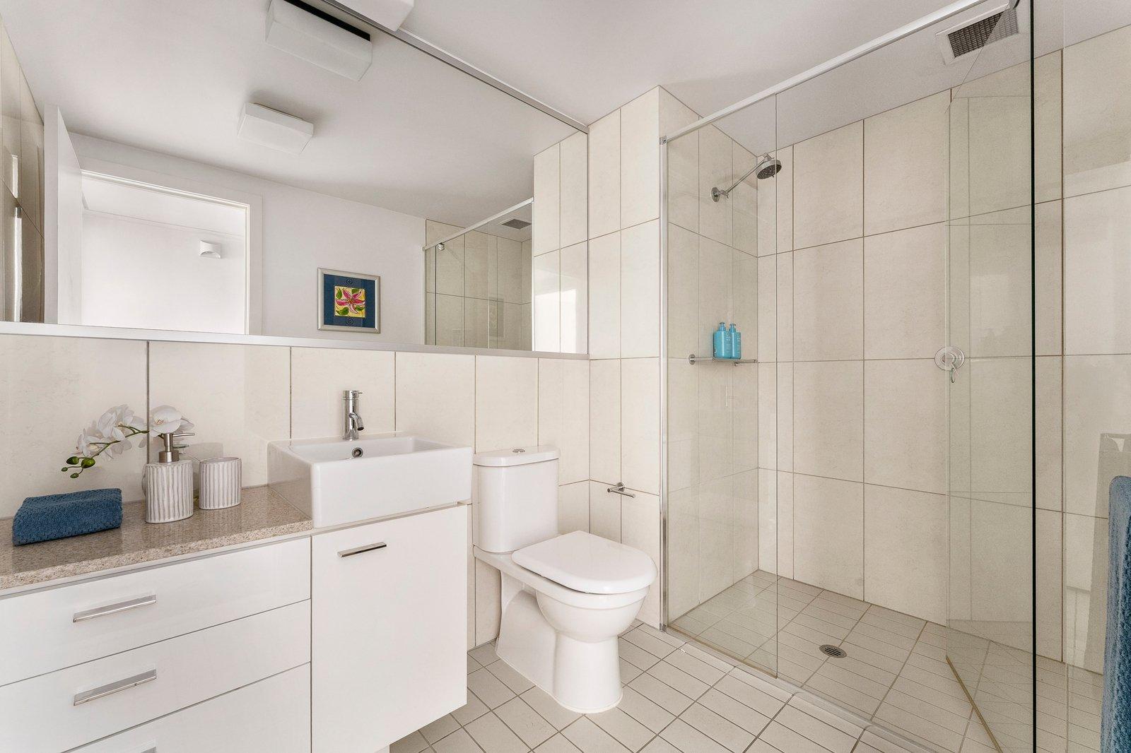 102/53 Chaucer Crescent, Canterbury, 3126