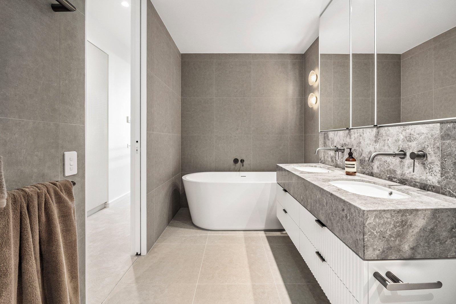 102/103 Beach Street, Port Melbourne, 3207