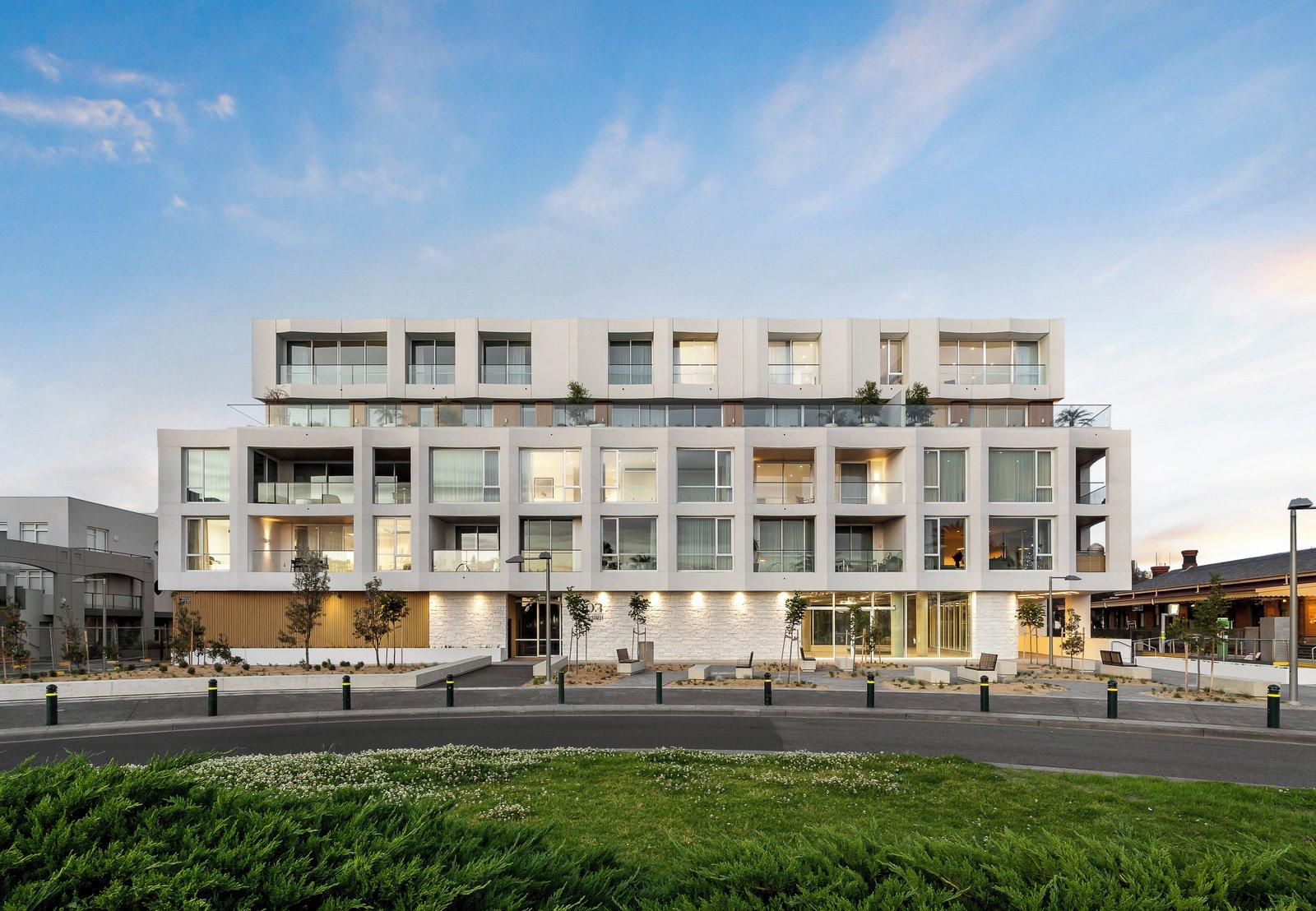 102/103 Beach Street, Port Melbourne, 3207