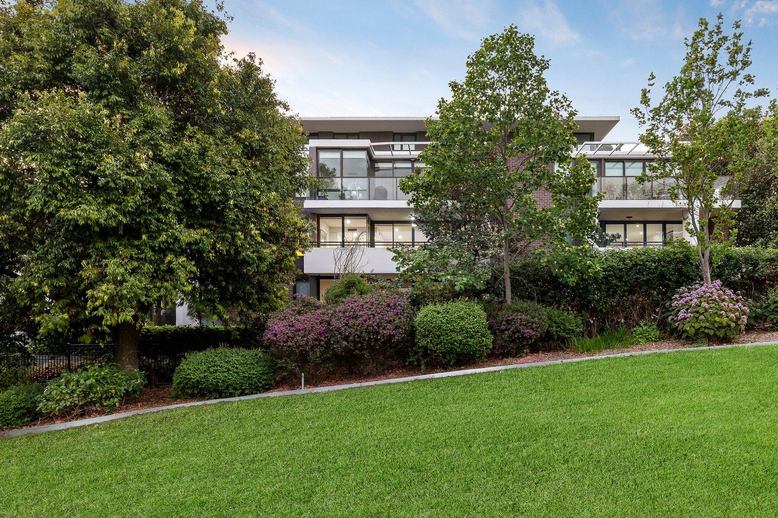 102/188 Canterbury Road, Canterbury, 3126