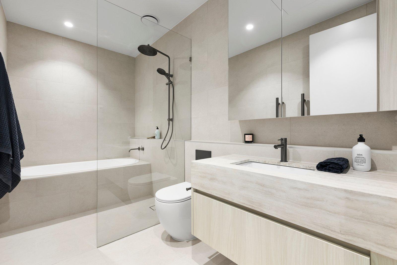 102/225 Waverley Road, MALVERN EAST, 3145