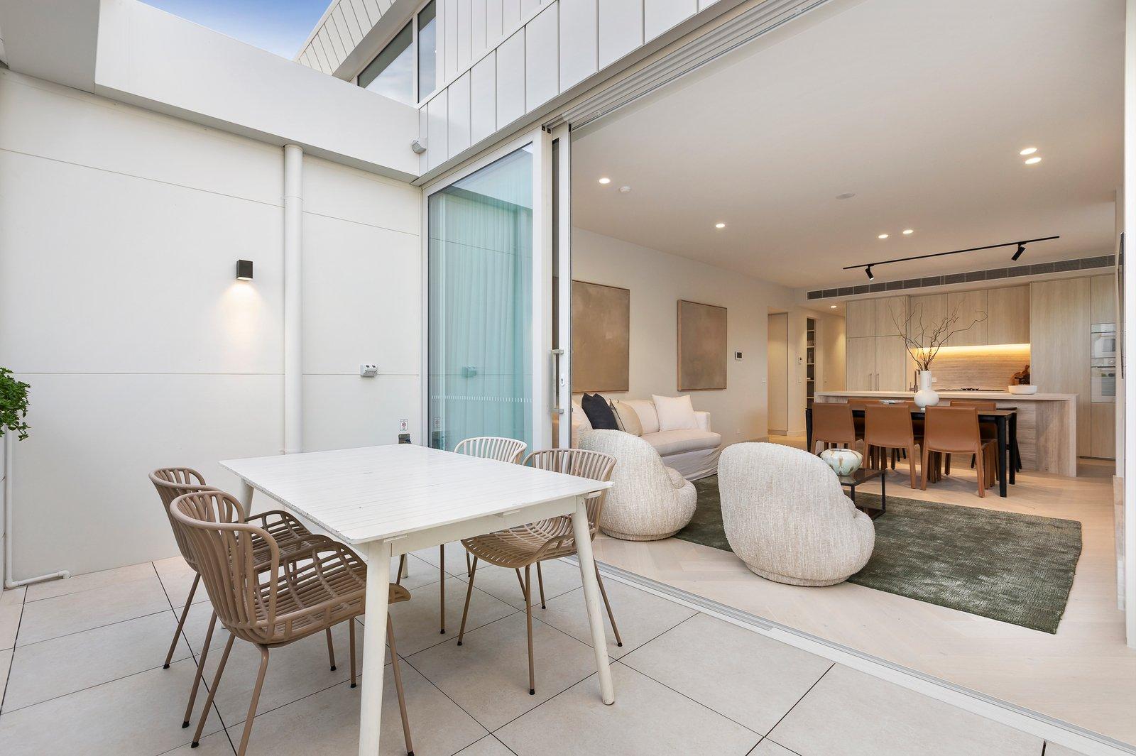 102/225 Waverley Road, MALVERN EAST, 3145