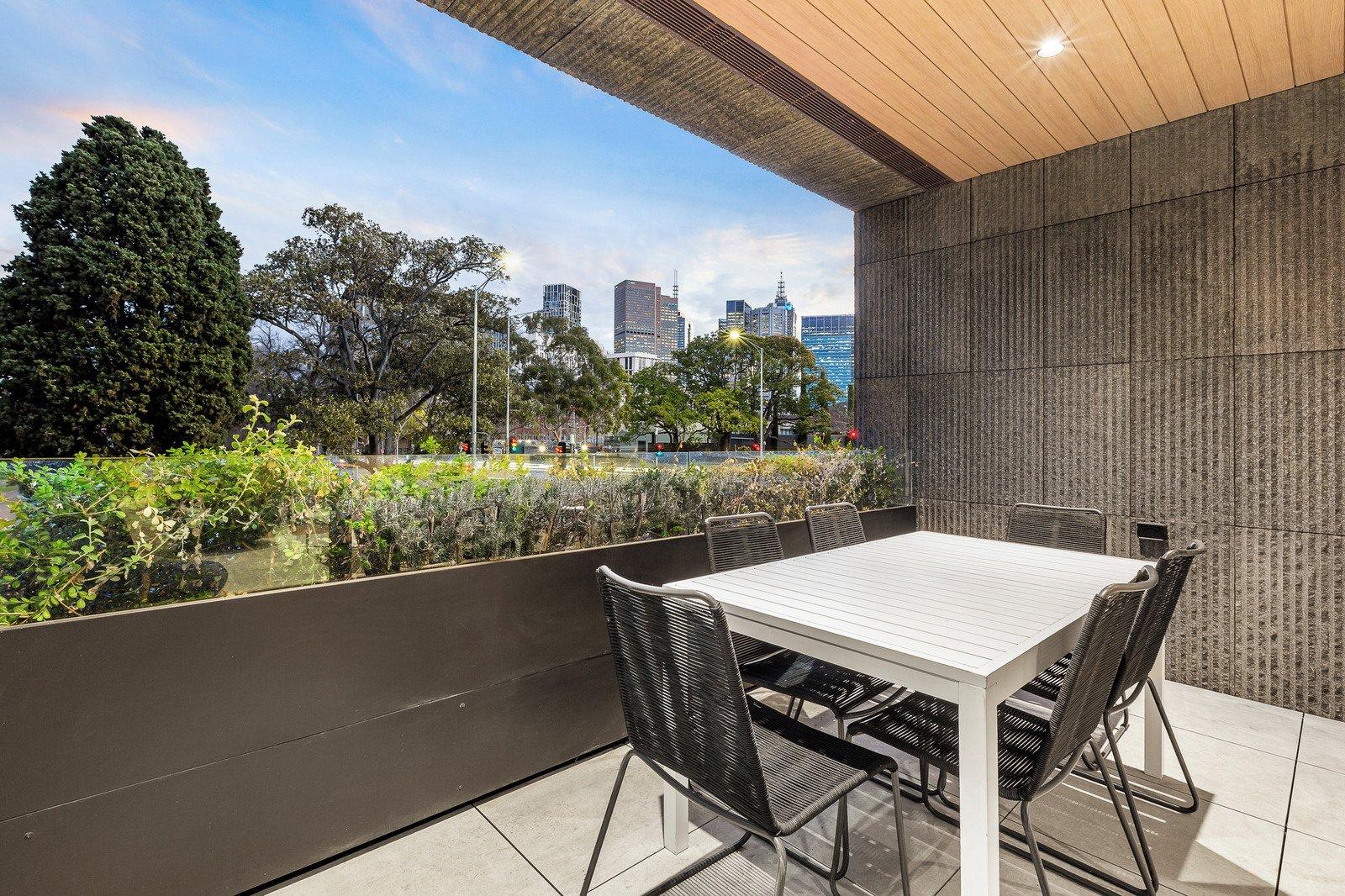 102/380 Albert Street, East Melbourne, 3002