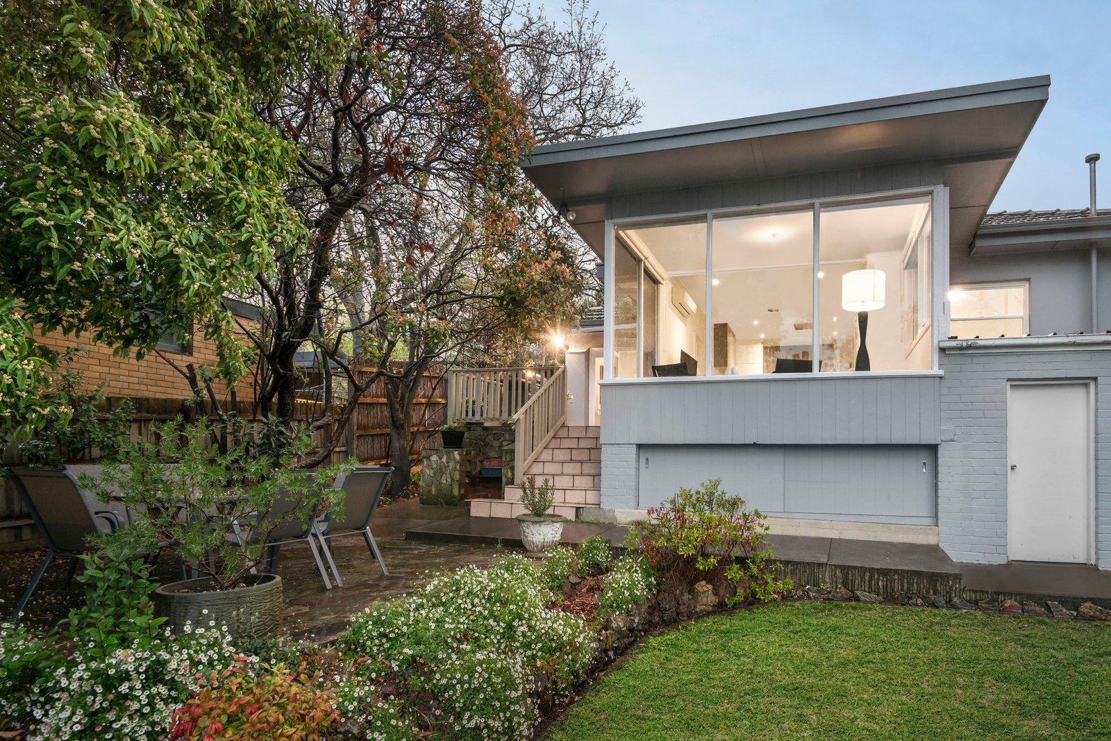 11 The Boulevard, Balwyn North, 3104