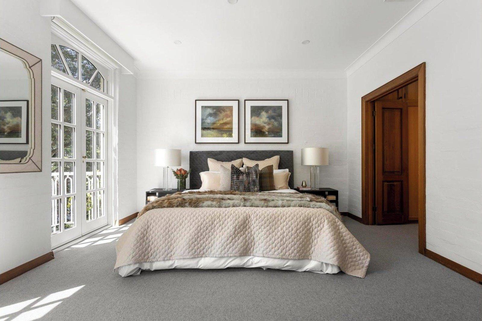 11 Turnbull Avenue, Toorak, 3142