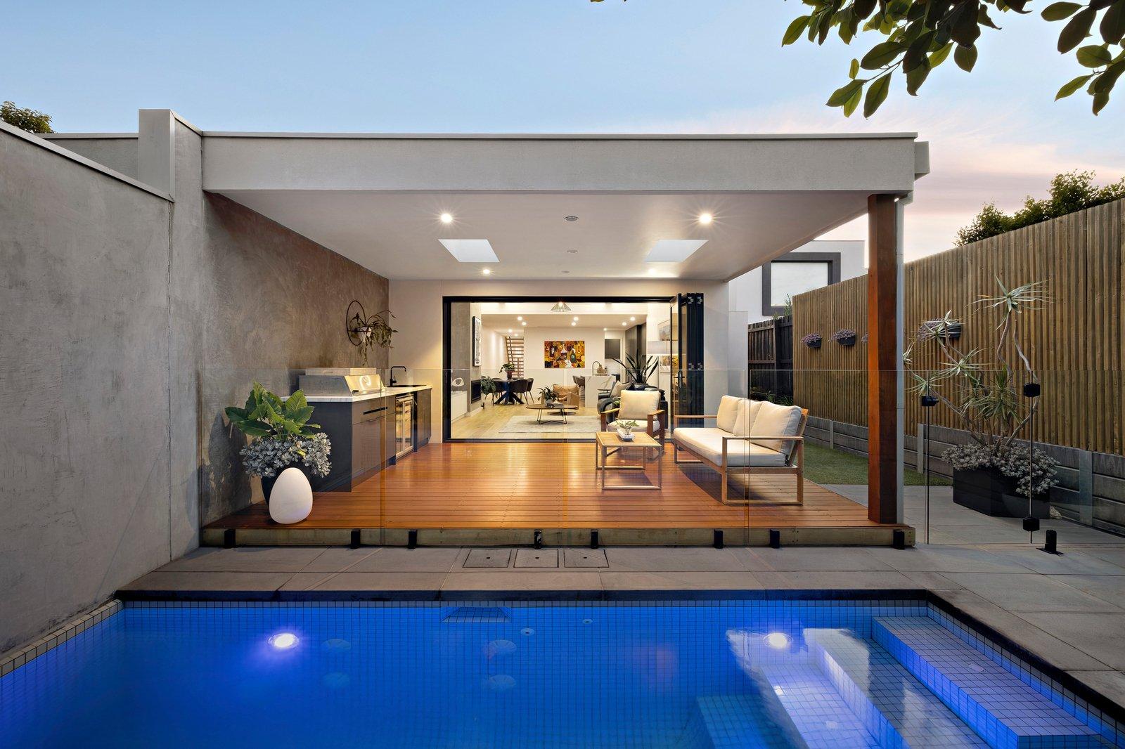 11 View Street, Mornington, 3931