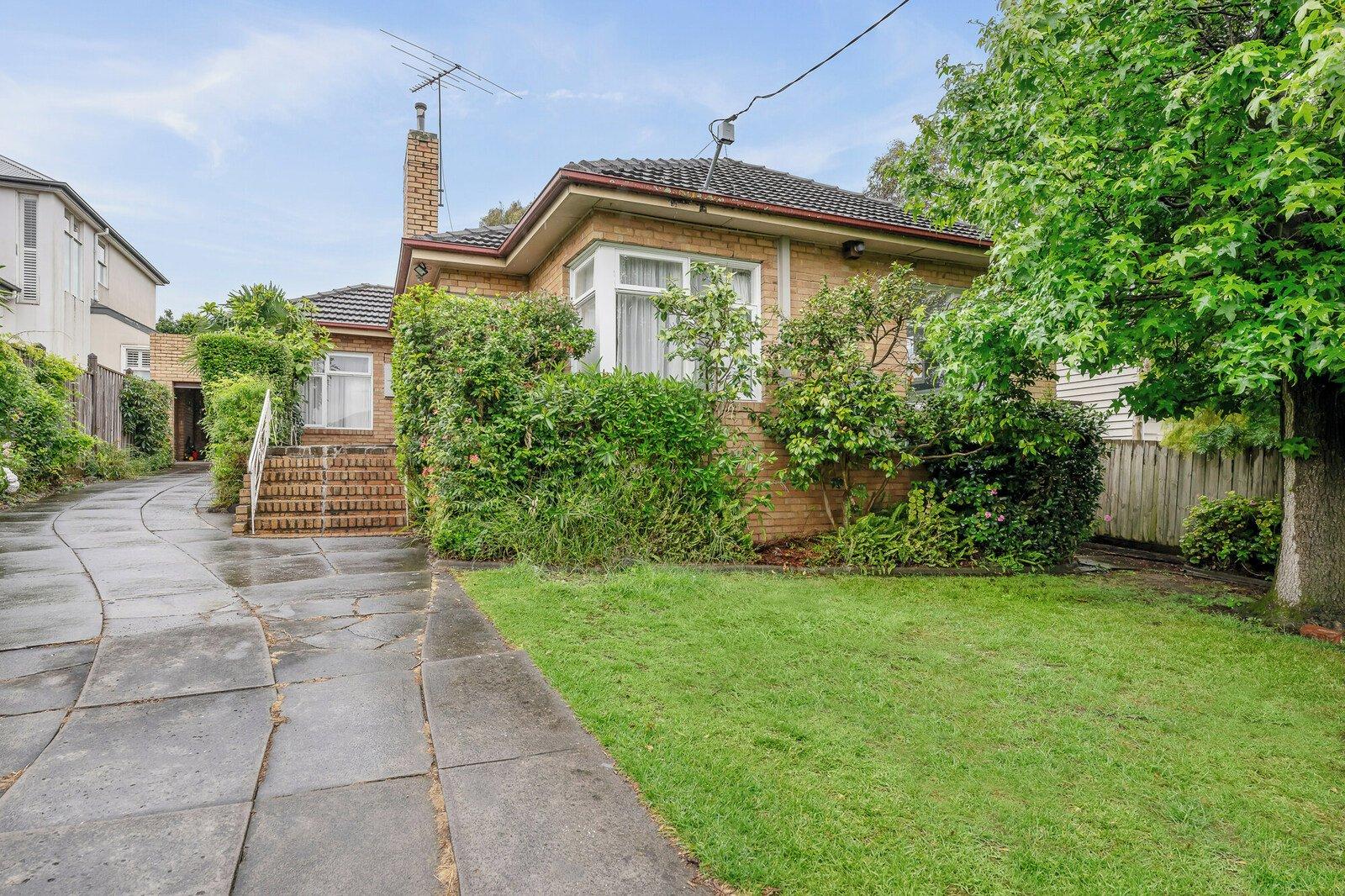 11 Avenue Road, Camberwell, 3124