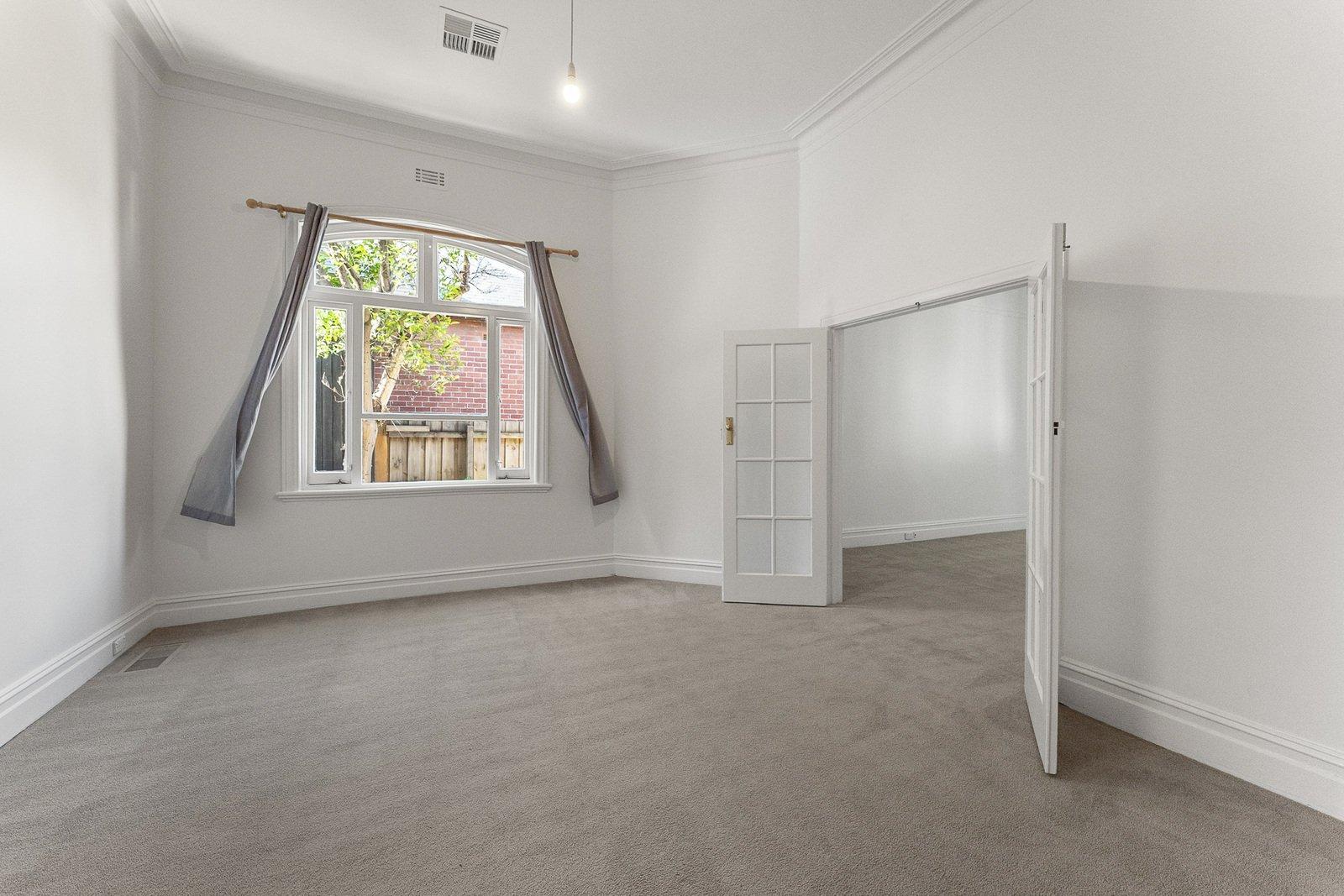 11 Closeburn Avenue, Prahran, 3181