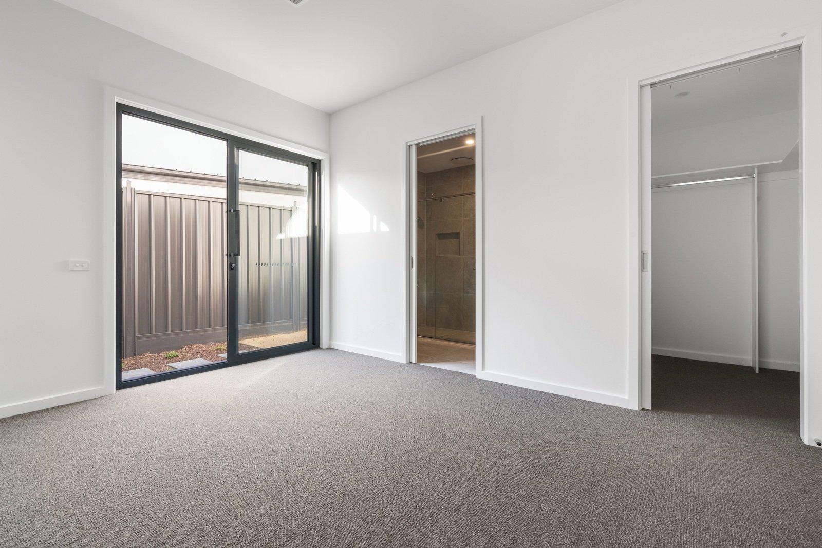 11 Fulton Avenue, Mornington, 3931