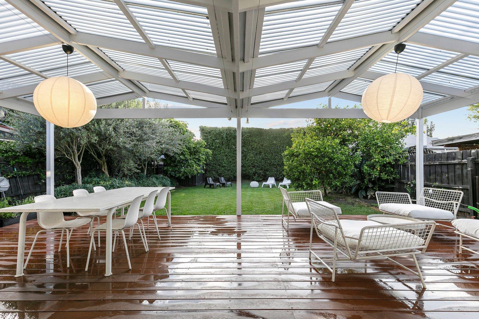 11 Leamington Crescent, Caulfield East, 3145