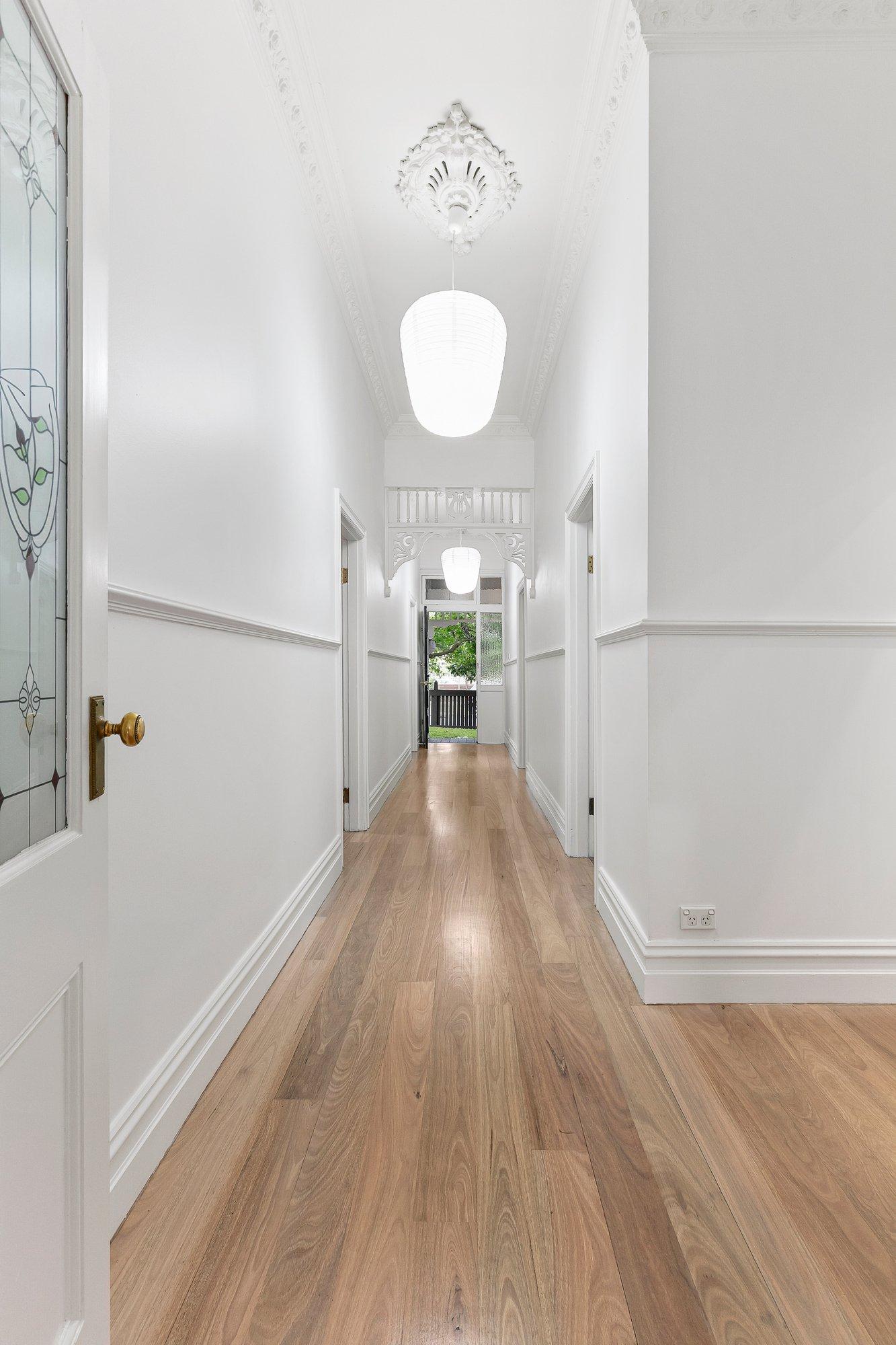 11 Leamington Crescent, Caulfield East, 3145