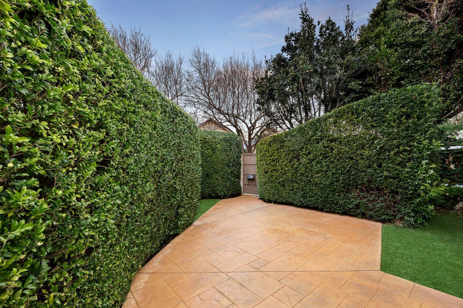 11 Myoora Road, Toorak, 3142