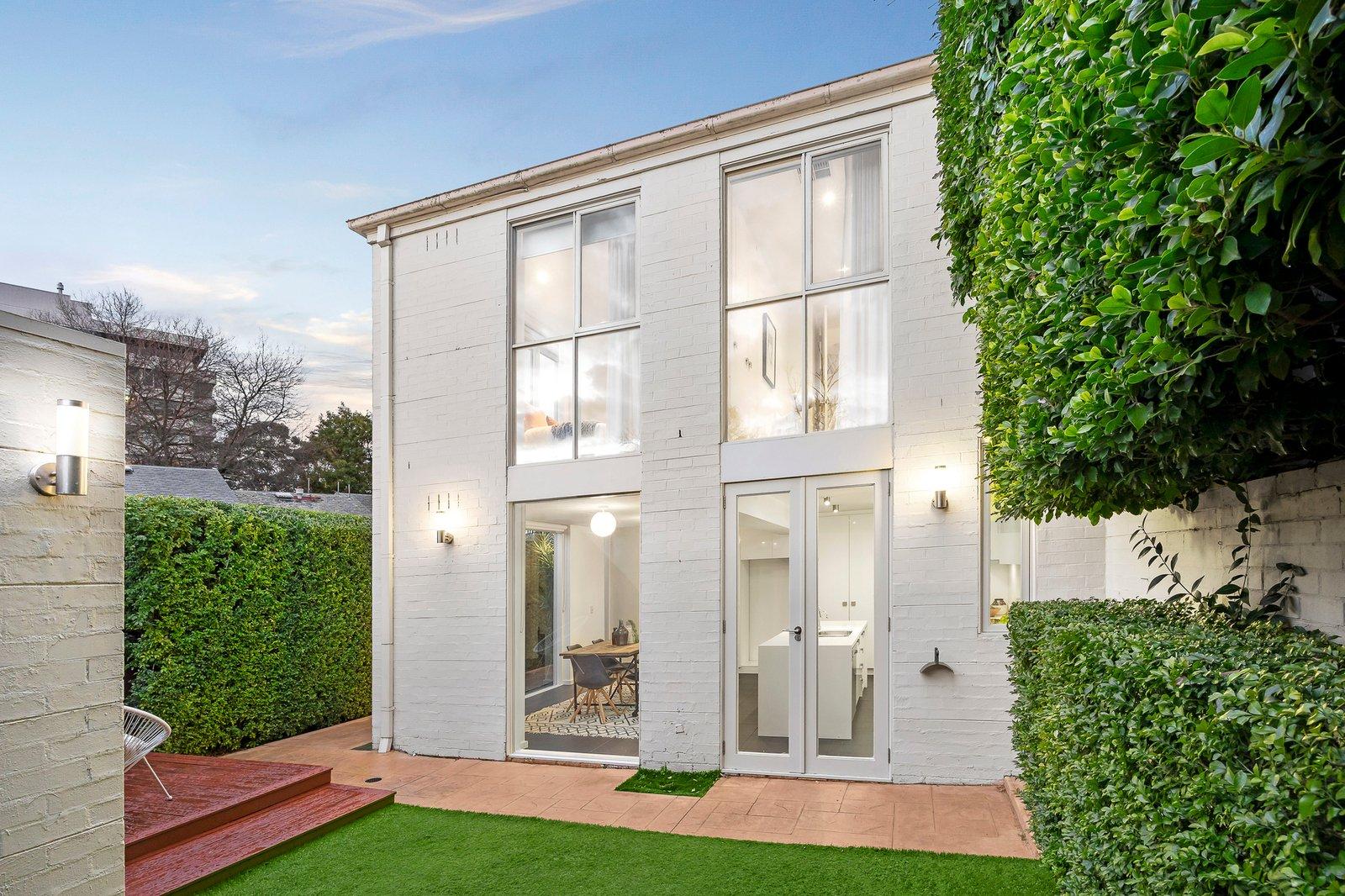 11 Myoora Road, Toorak, 3142
