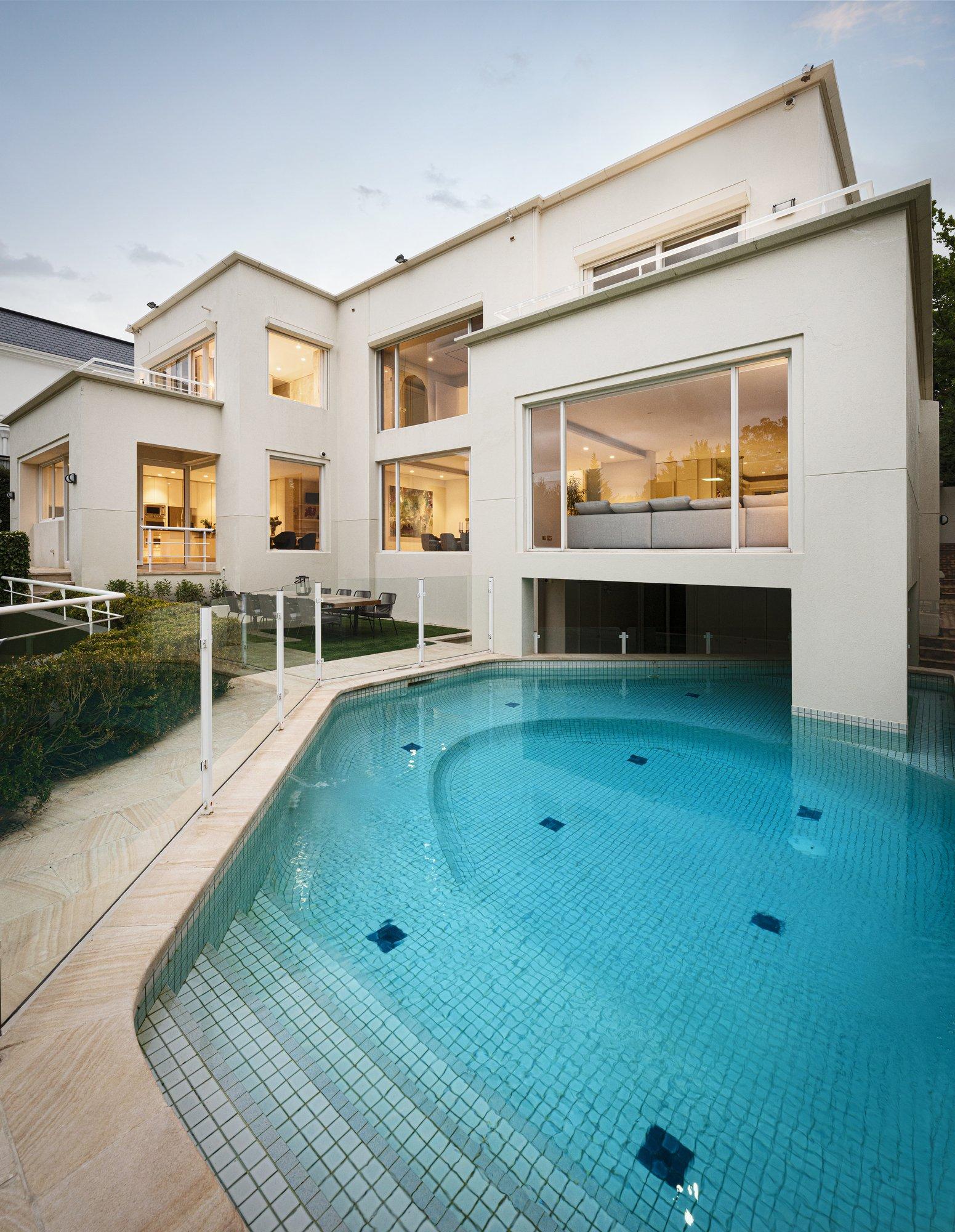 11 Robertson Street, Toorak, 3142