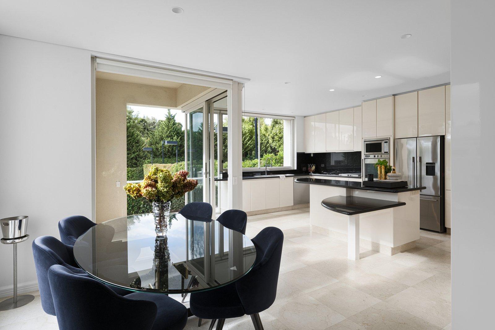 11 Robertson Street, Toorak, 3142