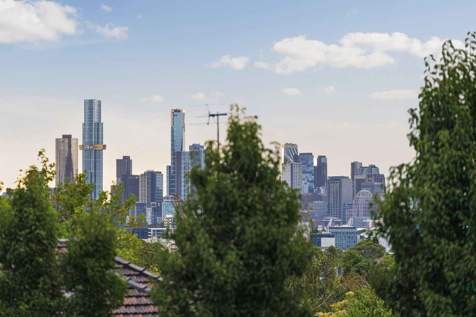 11 Robertson Street, Toorak, 3142
