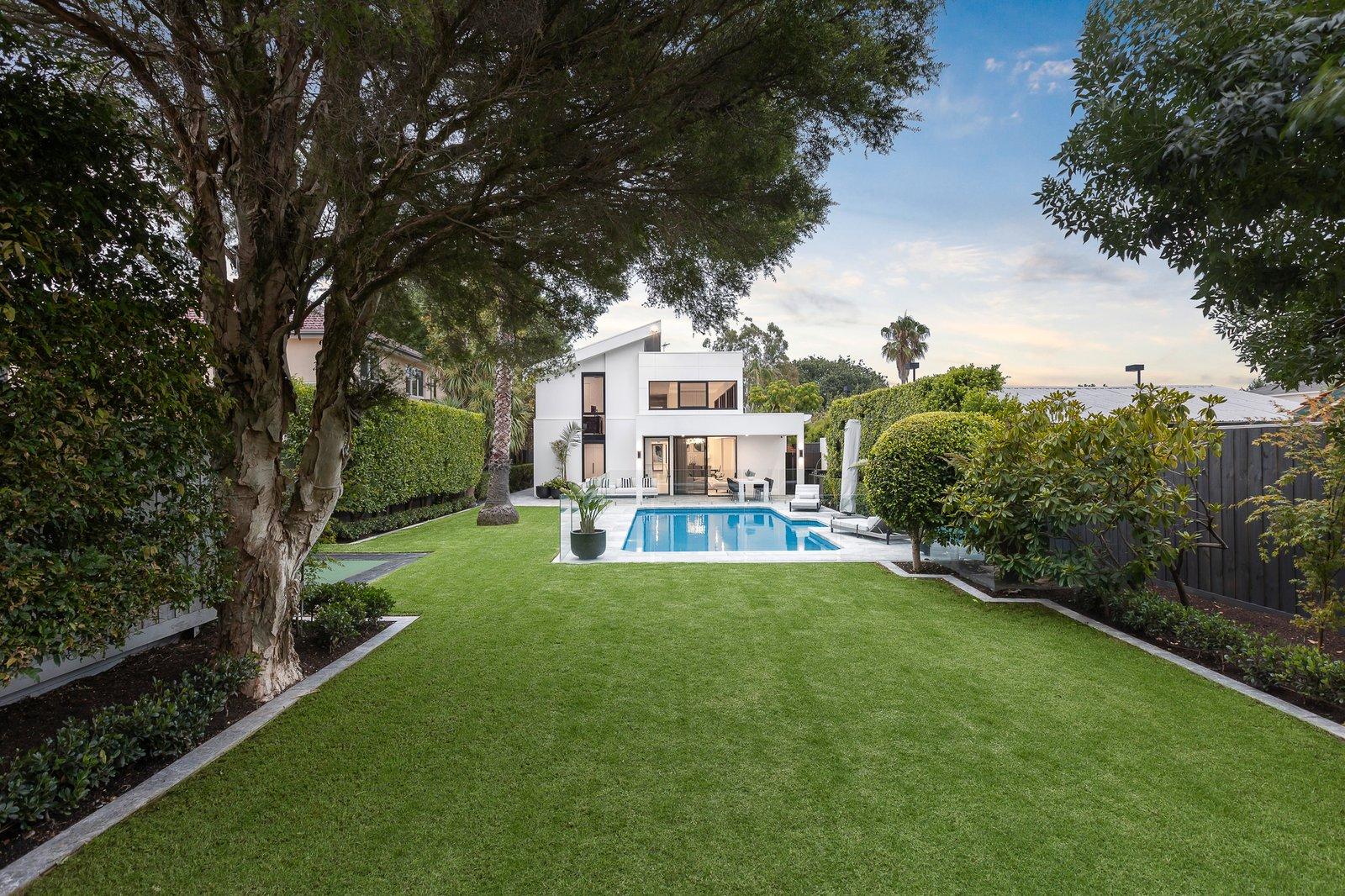 11 Rothesay Avenue, Brighton, 3186