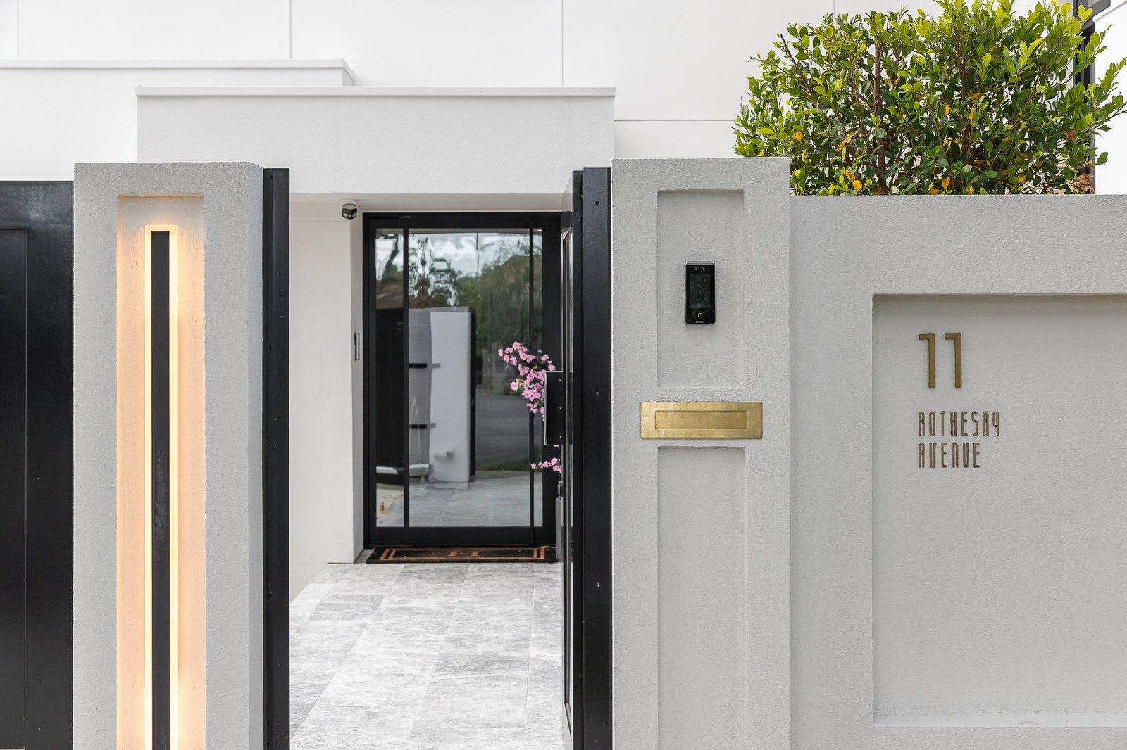 11 Rothesay Avenue, Brighton, 3186