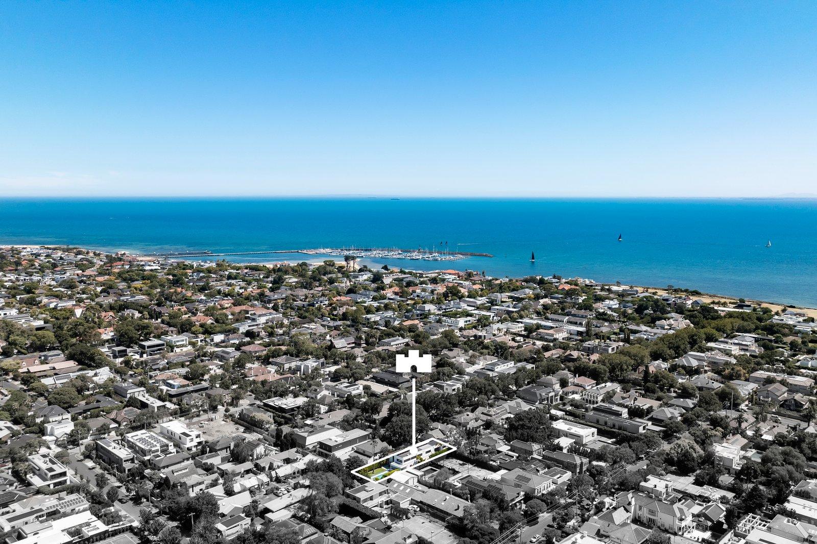 11 Rothesay Avenue, Brighton, 3186