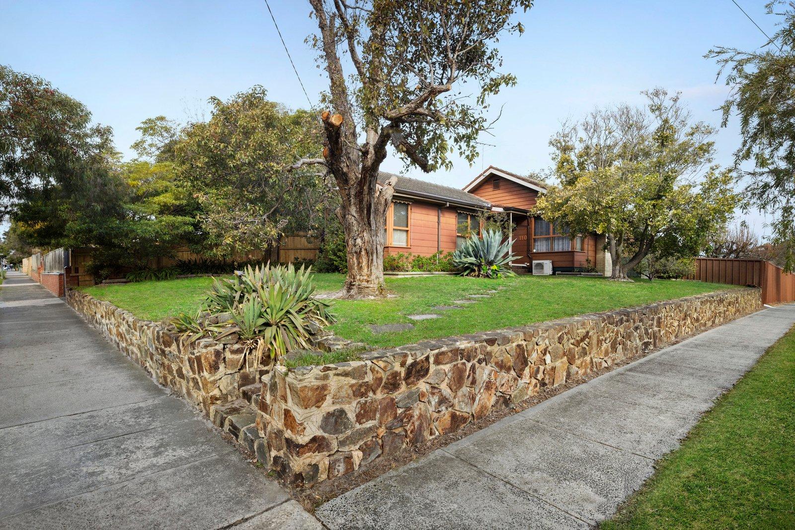 110 Beach Street, Frankston, 3199