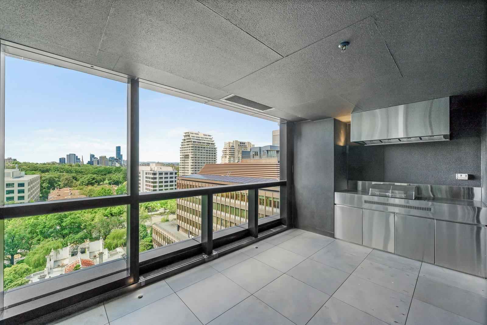 1102/20 Queens Road, Melbourne, 3004